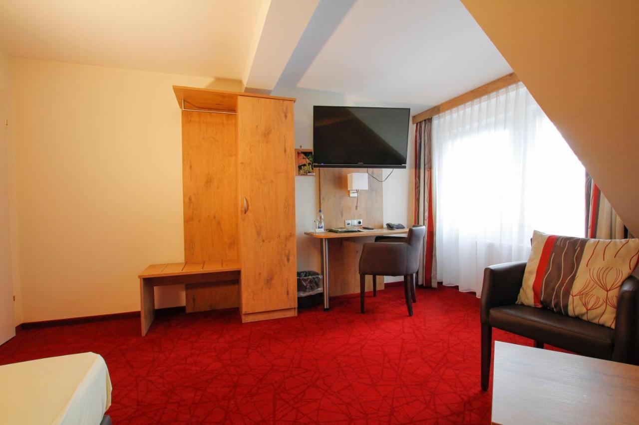 Landhotel Goldener Stern Trautskirchen Экстерьер фото